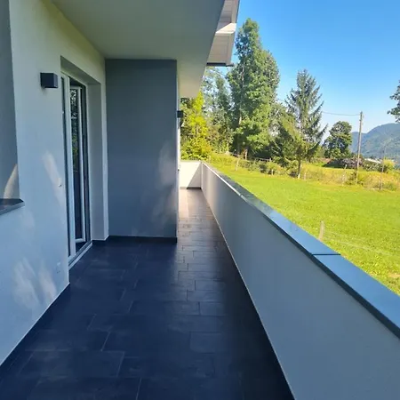 Aparts Lakeview -gerlitzen -ossiacher -ski Daire *