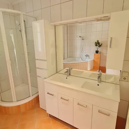 Aparts Lakeview -gerlitzen -ossiacher -ski Tratten (Feldkirchen)