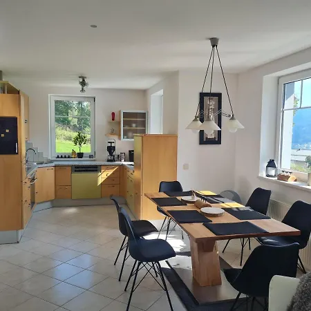 Lägenhet Aparts Lakeview -gerlitzen -ossiacher -ski Tratten (Feldkirchen)