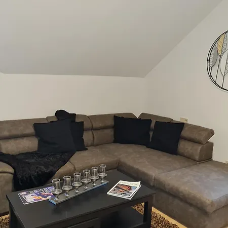 Lejlighed Aparts Lakeview -gerlitzen -ossiacher -ski