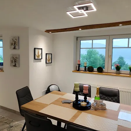 Aparts Lakeview -gerlitzen -ossiacher -ski Appartement *