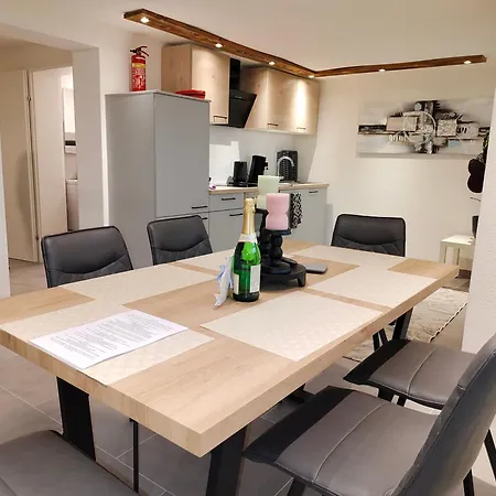 Aparts Lakeview -gerlitzen -ossiacher -ski Lejlighed *