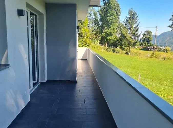 Aparts Lakeview -gerlitzen -ossiacher -ski Apartament *