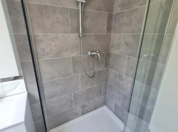 Aparts Lakeview -gerlitzen -ossiacher -ski Apartament *